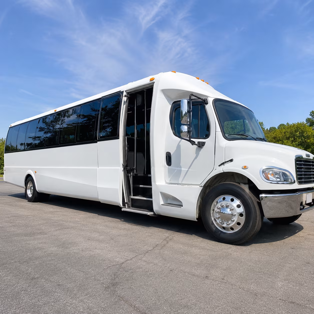 woodbridge airport transportation onboard seating